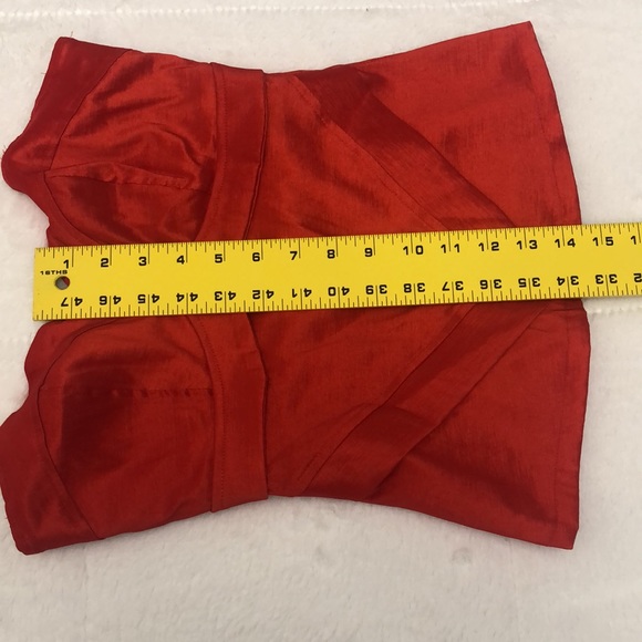 Red Shapeware - Picture 8 of 8